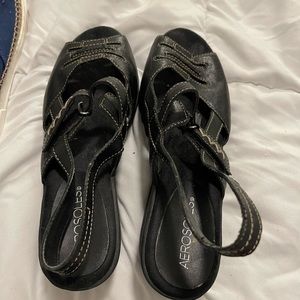 Black lether sandals